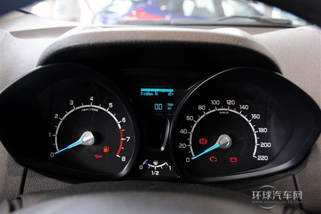 2013款 1.5L 手動舒適型