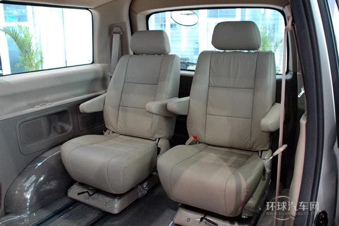 2010款 2.4L財富快車標準版M240-4G64