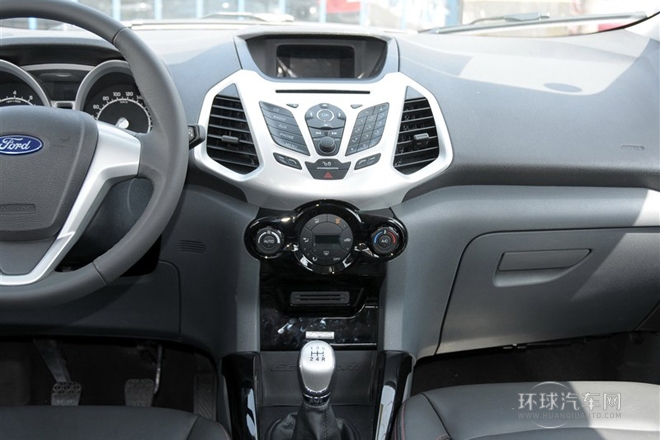 2013款 1.5L 手動尊貴型