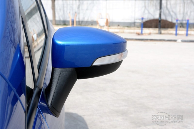 2013款 1.5L 手動尊貴型