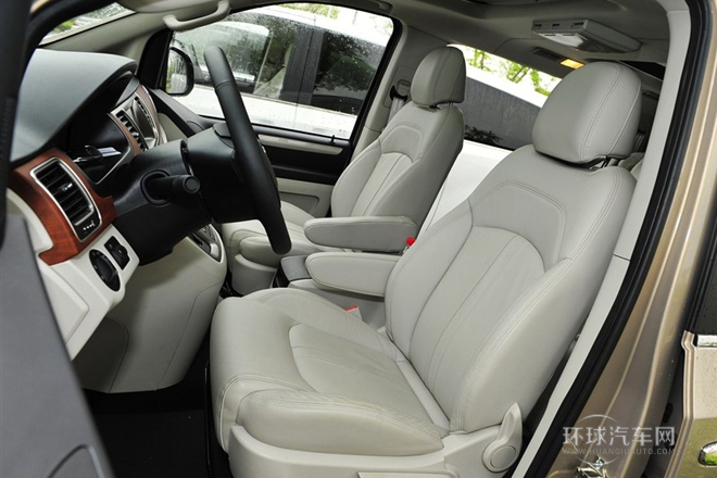 2014款 2.0T 自動豪華版