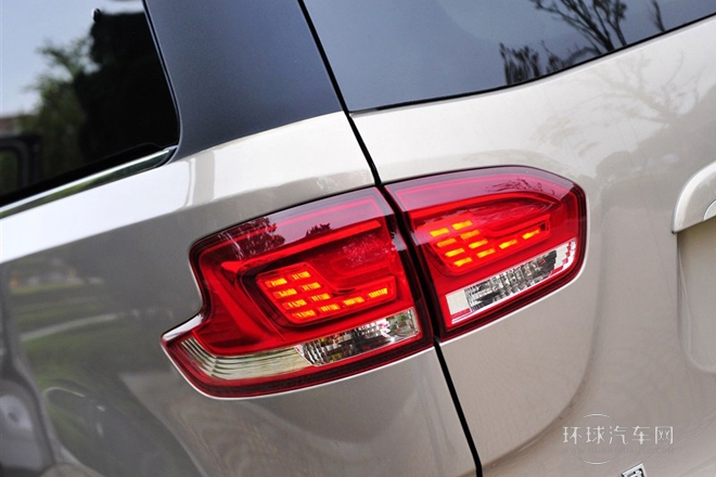 2014款 2.0T 自動豪華版