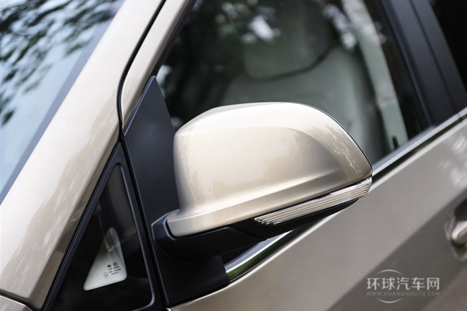 2014款 2.0T 自動豪華版