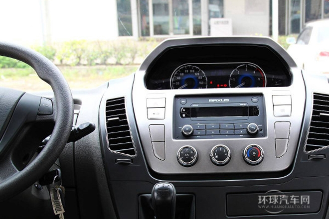 2014款 2.5T傲運通短軸中頂