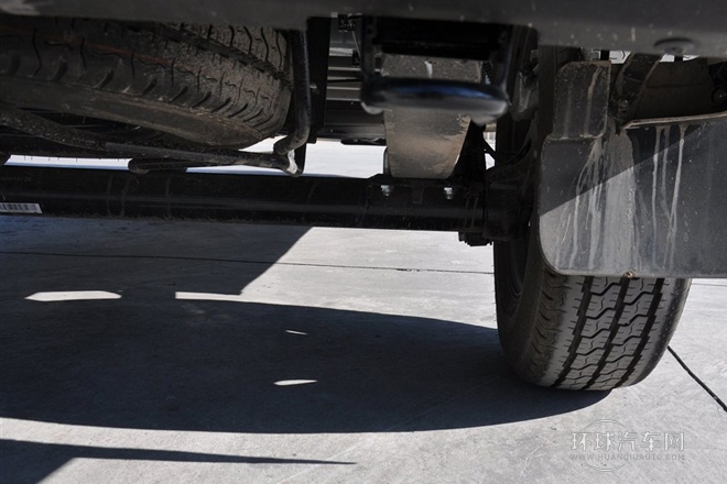 2014款 2.5T傲運通長軸中頂