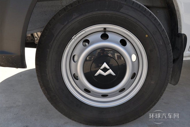 2014款 2.5T傲運通長軸中頂