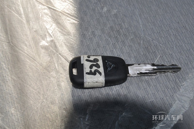 2014款 2.5T傲運通長軸高頂