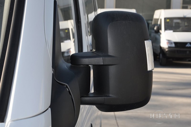 2014款 2.5T傲運(yùn)通長(zhǎng)軸高頂