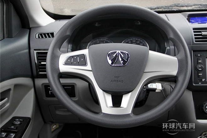 2014款 1.5L超豪華型