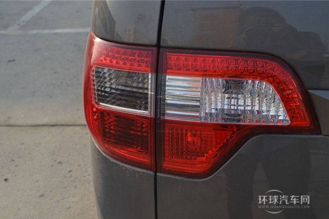 2013款 1.5L時(shí)尚型