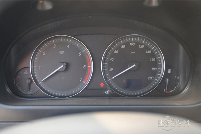 2013款 1.5L時尚型