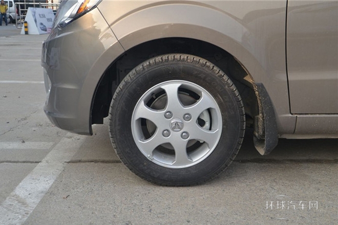 2013款 1.5L時尚型