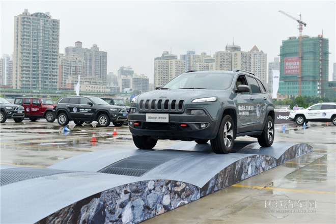 2014款 5.7L 旗艦尊悅版