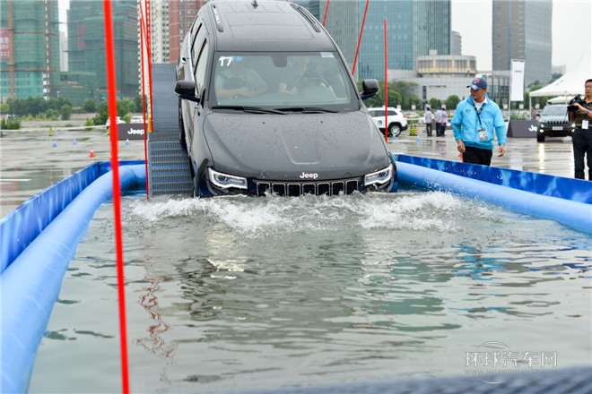 2014款 5.7L 旗艦尊悅版
