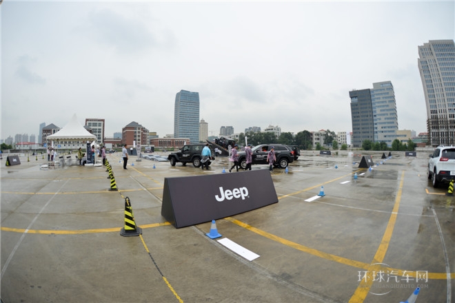 2014款 5.7L 旗艦尊悅版