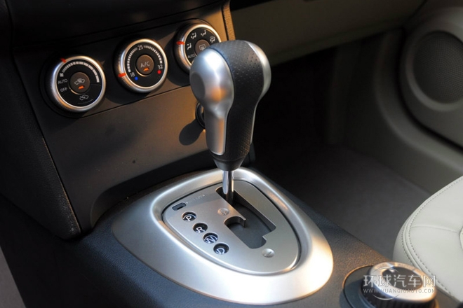 2012款 2.0XV 龍 CVT 4WD