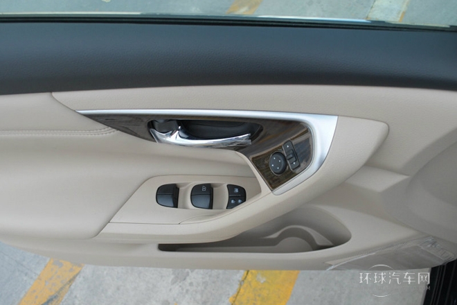 2013款 2.0L XE時尚版