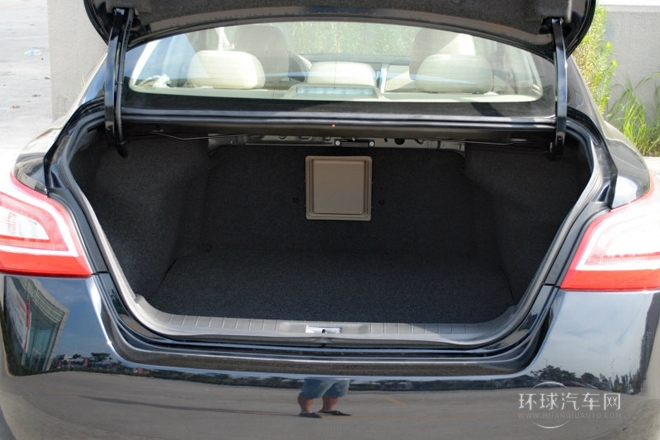 2013款 2.0L XE時尚版