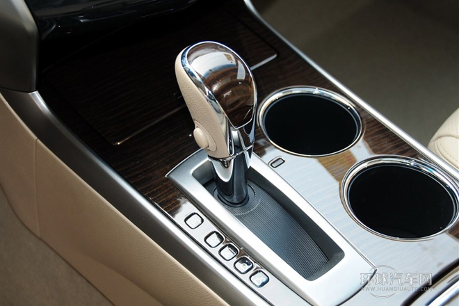 2013款 2.0L XL舒適版