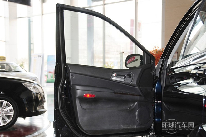 2013款 1.8T 4WD 自動豪域版