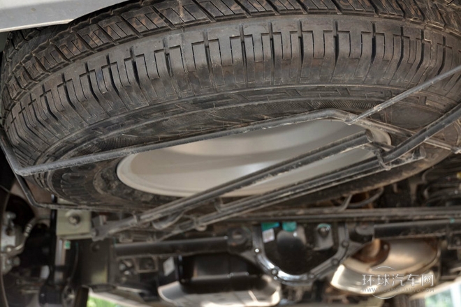 2013款 3.2L 4WD 自動尊域版