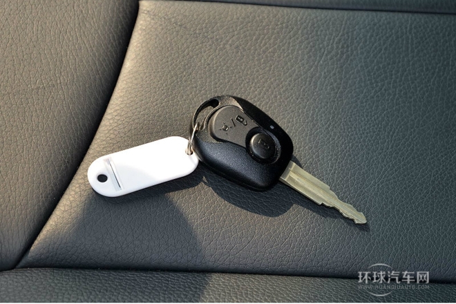 2013款 3.2L 4WD 自動尊域版