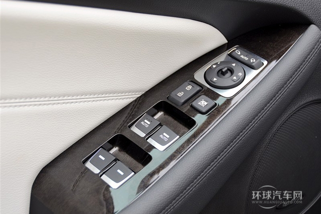 2013款 2.4L 旗艦型 國IV