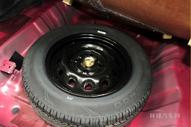 2012款 N3 1.0L 三廂基本型