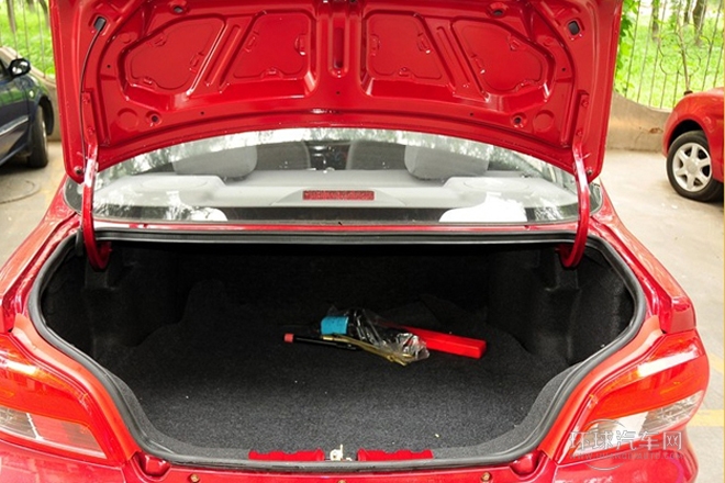 2012款 N3 1.0L 三廂基本型