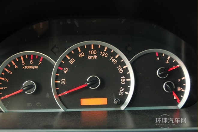 2012款 N3 1.0L 三廂基本型