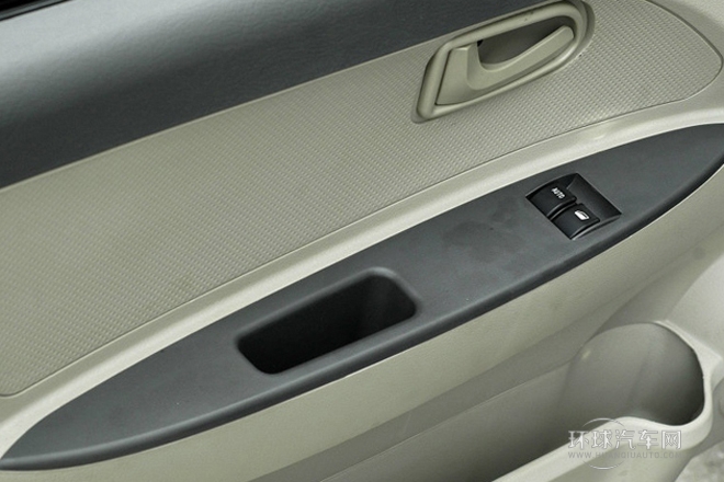 2011款 A+ 1.0L 兩廂（無空調）