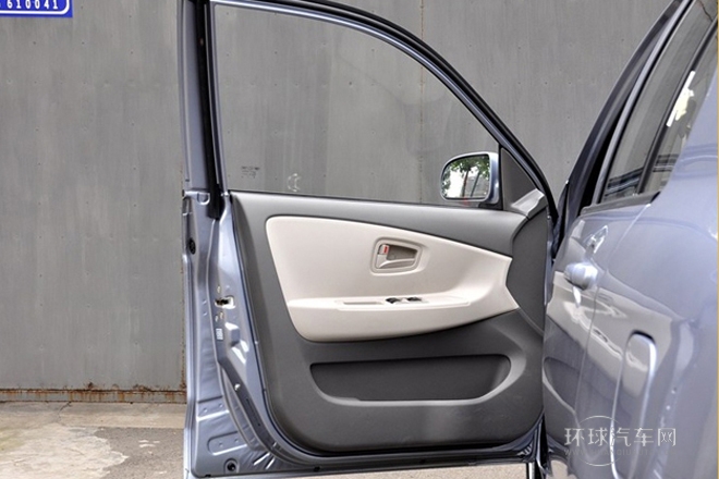 2014款 1.3L 手動豪華型