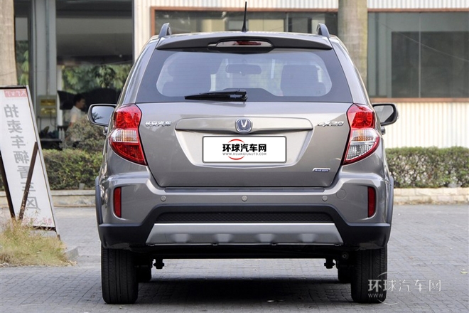 2014款 1.4L 手動(dòng)運(yùn)動(dòng)版 國(guó)V