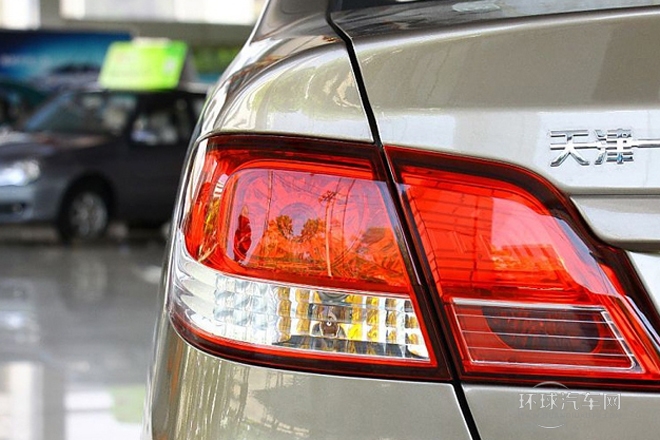 2014款 1.3L 手動標準型