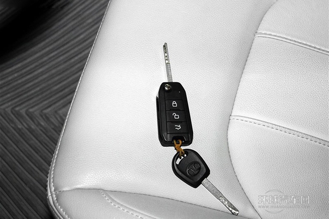 2014款 1.5L 手動標準版