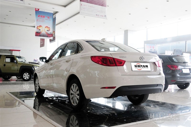 2014款 1.5L 手動(dòng)舒適版