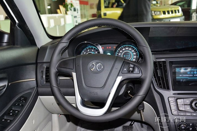 2014款 1.5L 手動精英版