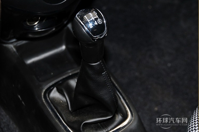 2013款 1.3L 手動智能節油尊貴型