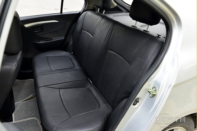 2013款 1.3L 手動(dòng)尊貴型