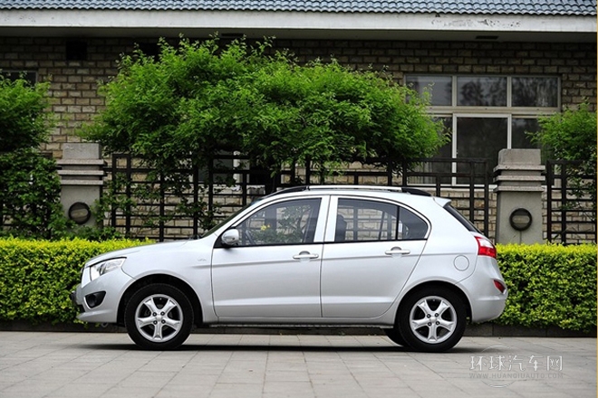 2013款 1.3L 手動尊貴型