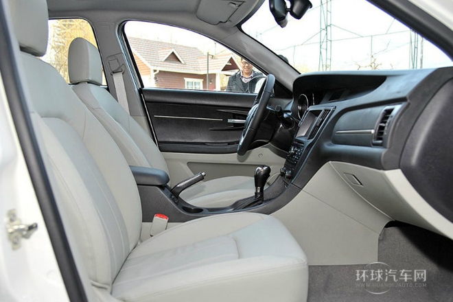 2014款 1.5L CVT豪華版