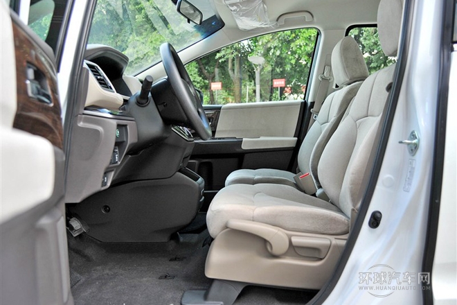 2015款 2.4L 舒適版