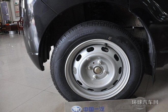 2011款 1.0L舒適型DA465QA