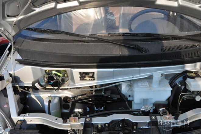 2011款 1.0L舒適型DA465QA