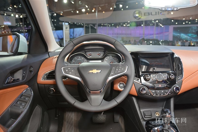 2015款 1.5L 手動時尚版