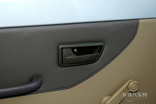 2012款 1.0L標(biāo)準(zhǔn)型