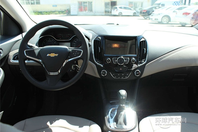 2015款 1.5L 自動精英版