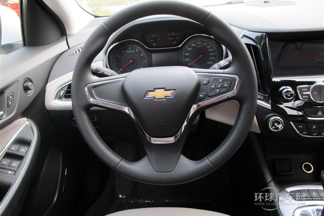 2015款 1.5L 自動精英版