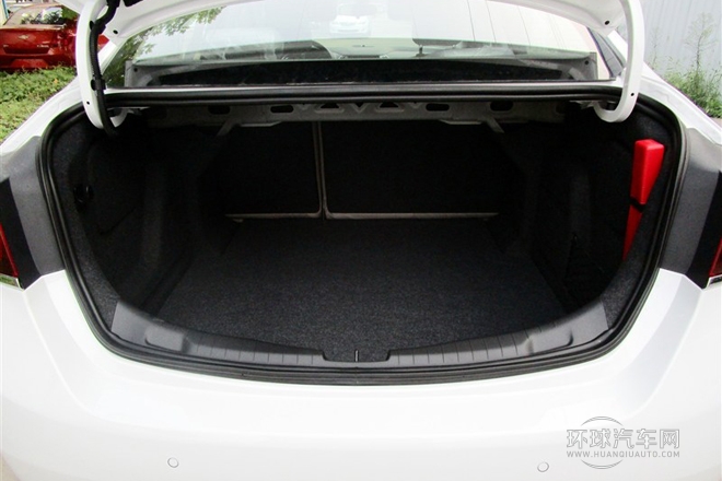 2015款 1.5L 自動(dòng)精英版