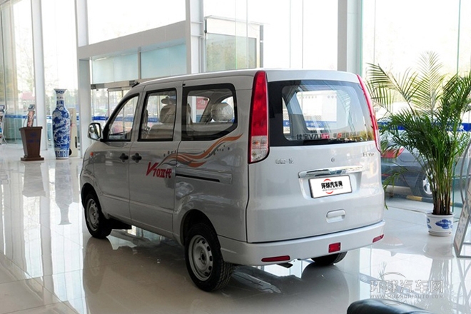 2012款 1.0L標(biāo)準(zhǔn)型